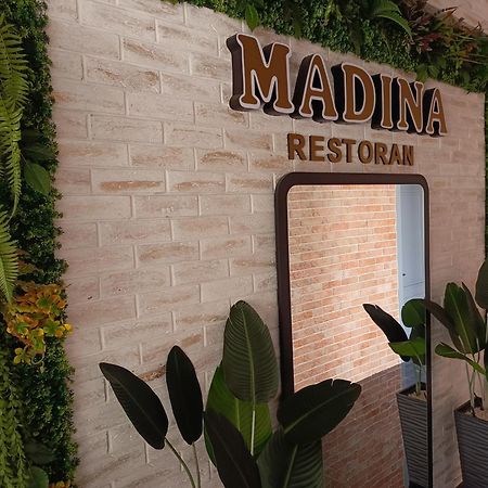 Madina-Zamzam Halal Hotels Group 巴库 外观 照片