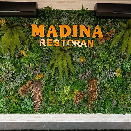 Madina-Zamzam Halal Hotels Group 巴库 外观 照片