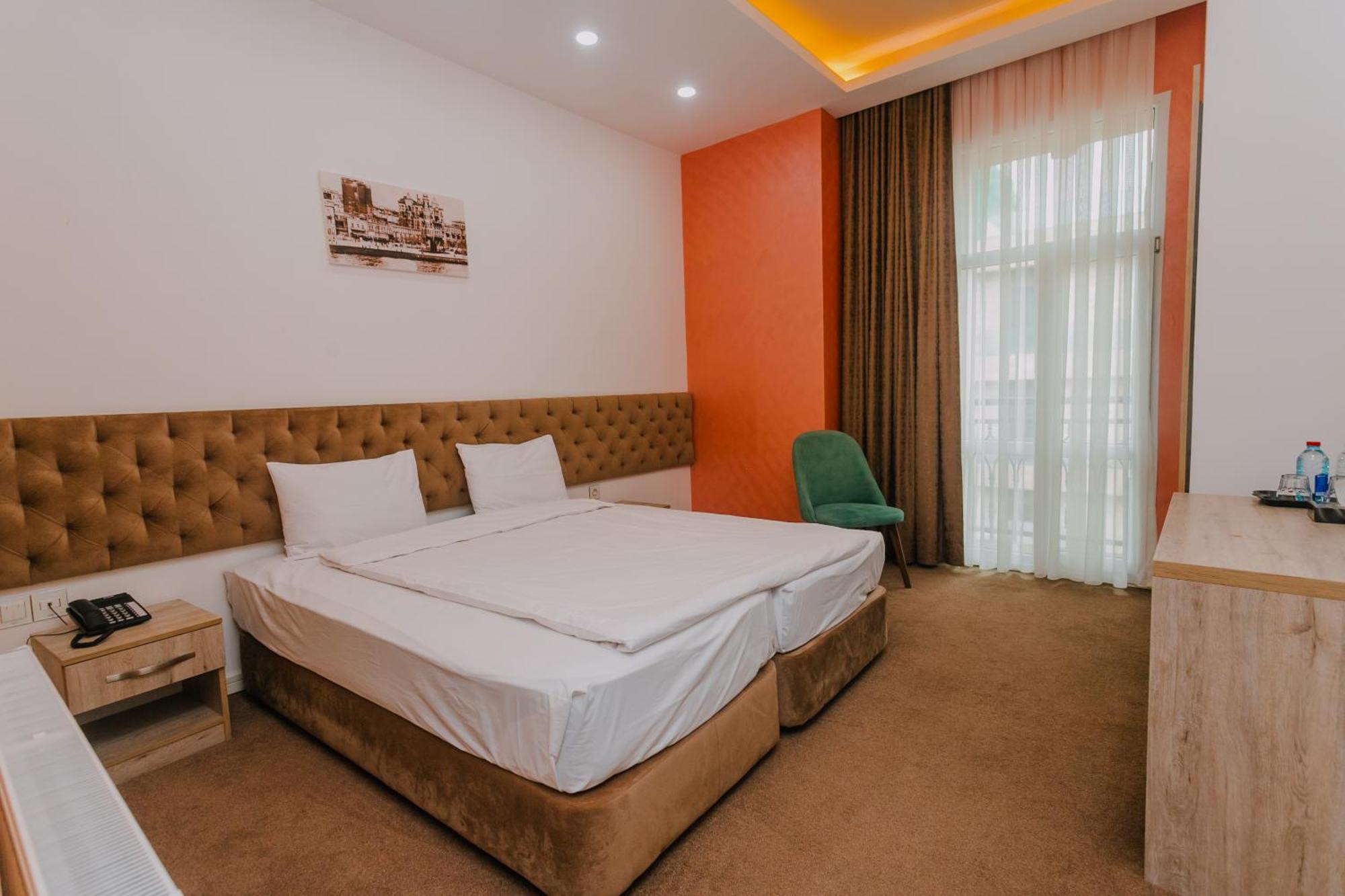 Madina-Zamzam Halal Hotels Group 巴库 外观 照片