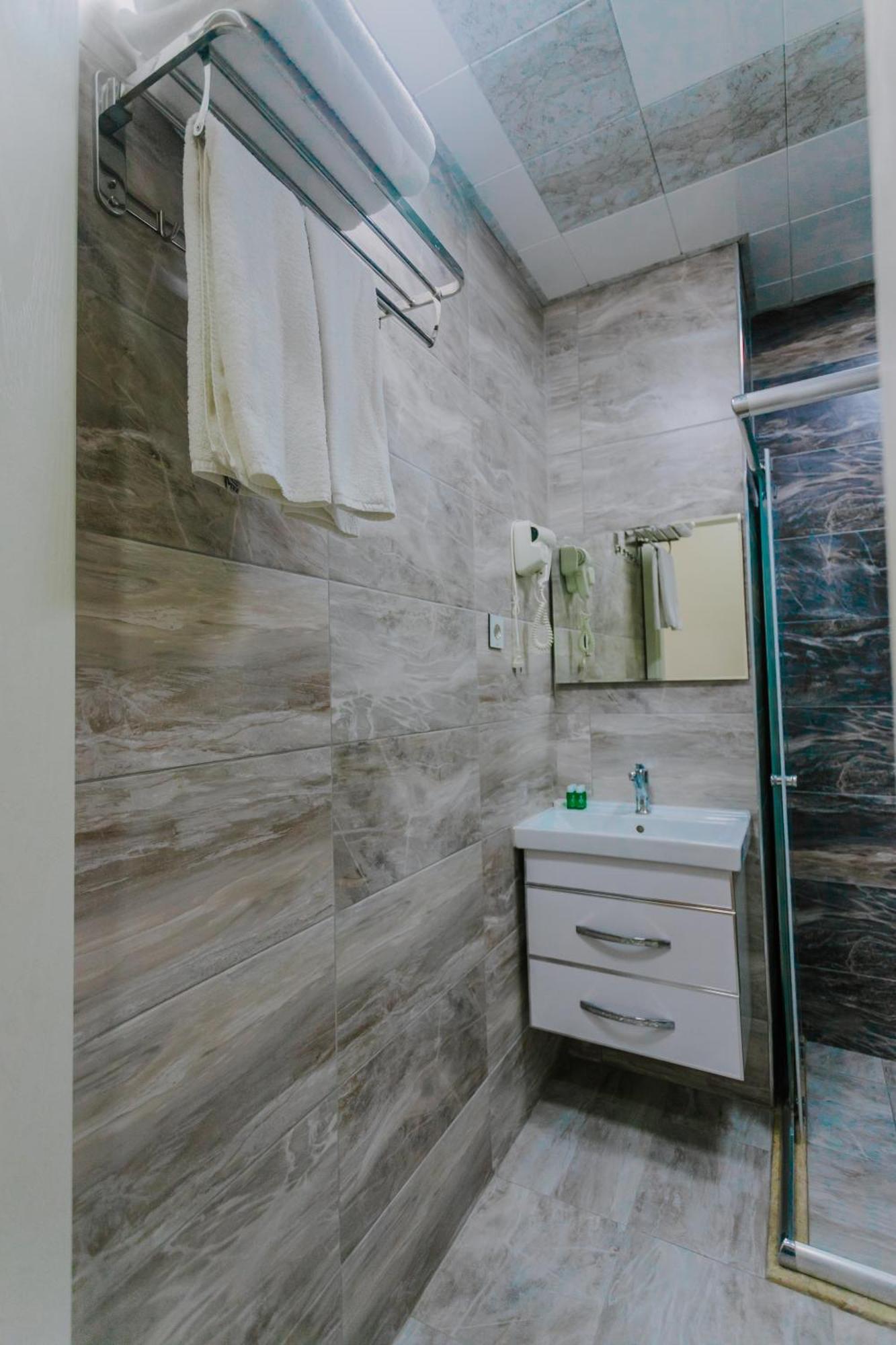 Madina-Zamzam Halal Hotels Group 巴库 外观 照片